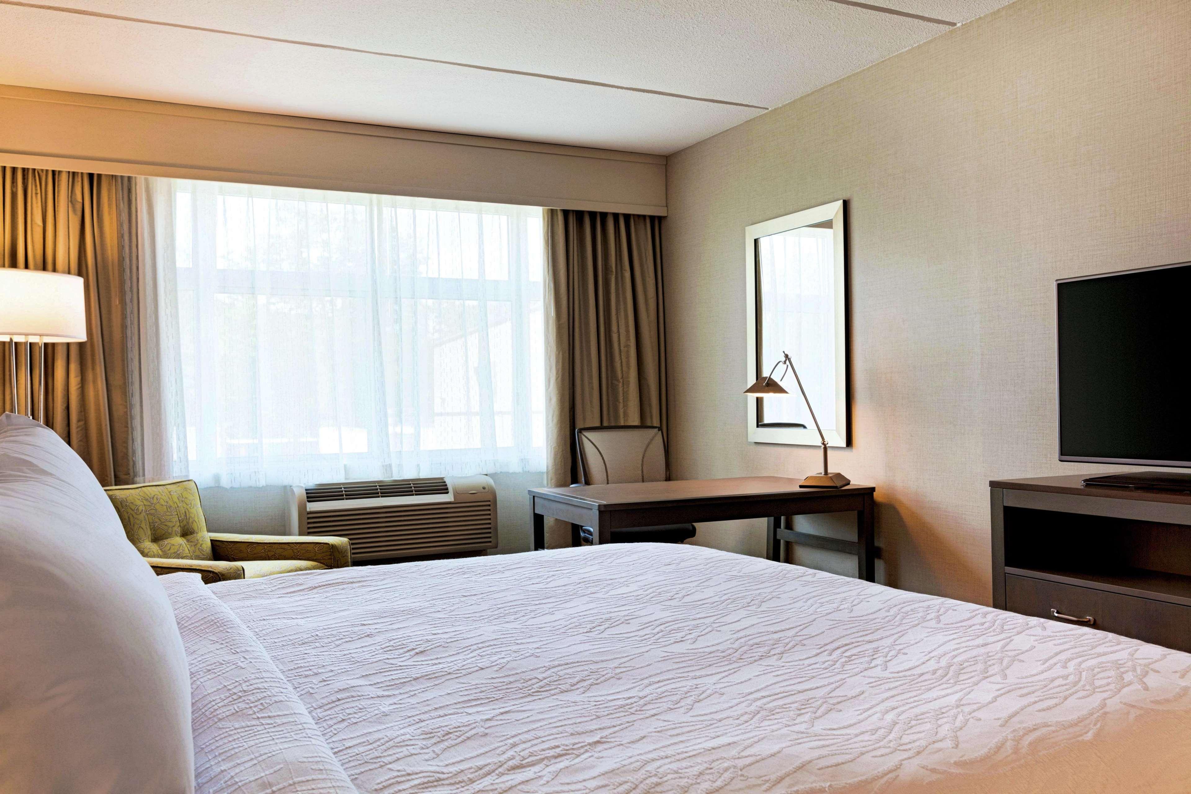Hilton Garden Inn Lenox Pittsfield Exterior foto