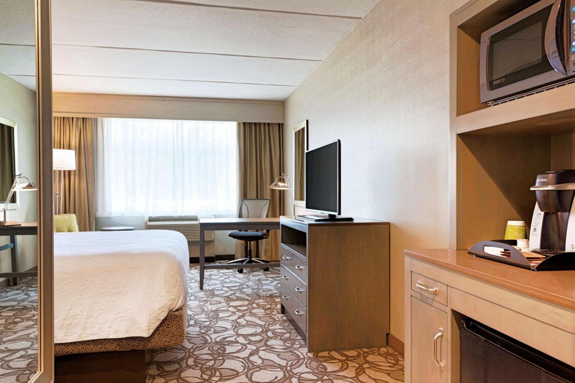 Hilton Garden Inn Lenox Pittsfield Exterior foto